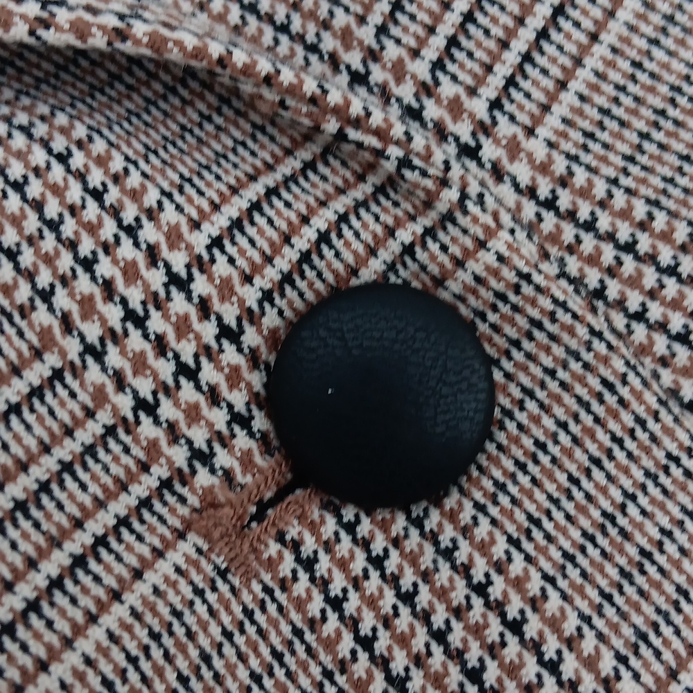 Calvin Klein Ladies (1) Button Multi-Color Hounds… - image 5